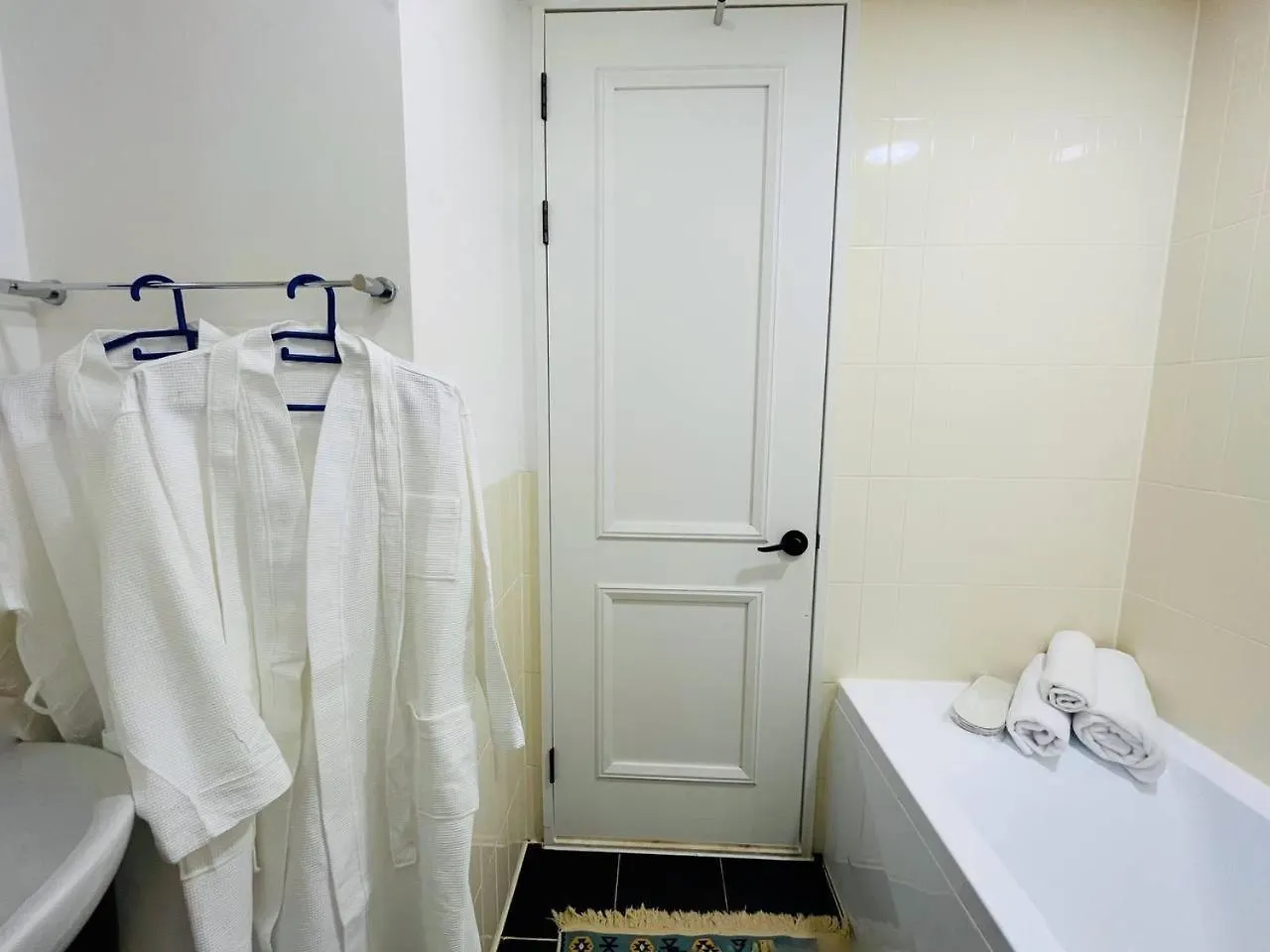 Highvill Park 2-Room Apartments Nur-Sultan  0*, Nur-Sultan (Astana)